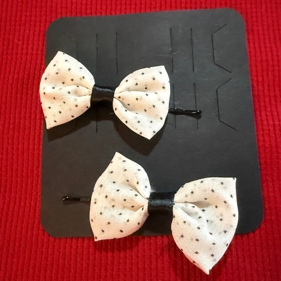 Polka Dot Bow Hair Pin - Picture 4 of 4